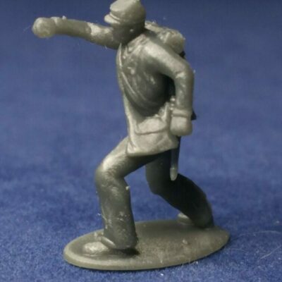 Union soldier in kepi fights with fist